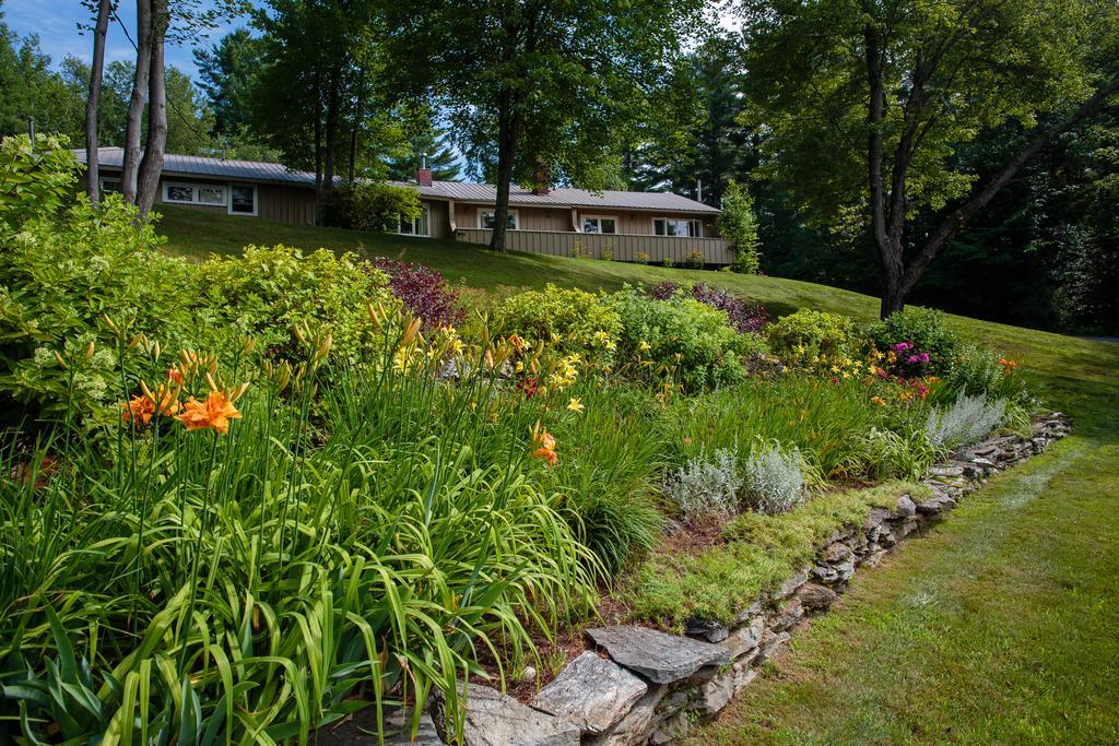 Hob Knob Inn Stowe Exterior photo