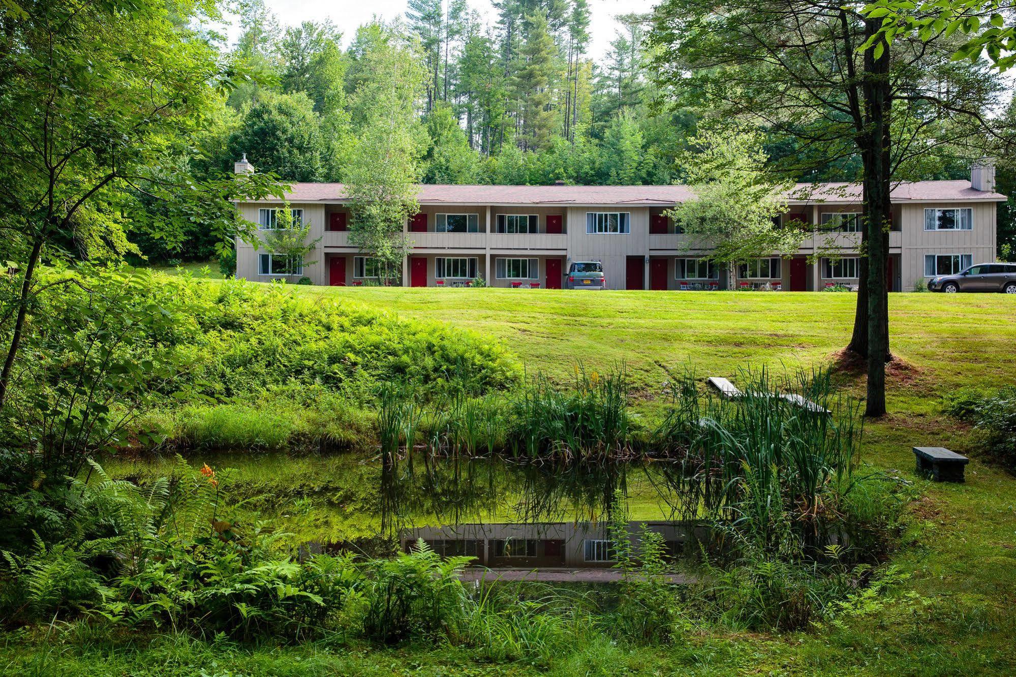 Hob Knob Inn Stowe Exterior photo