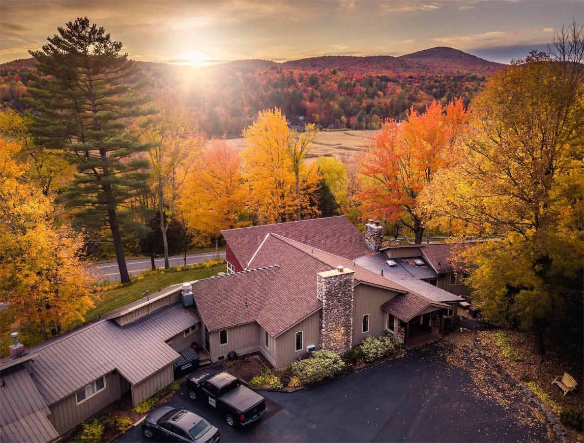 Hob Knob Inn Stowe Exterior photo